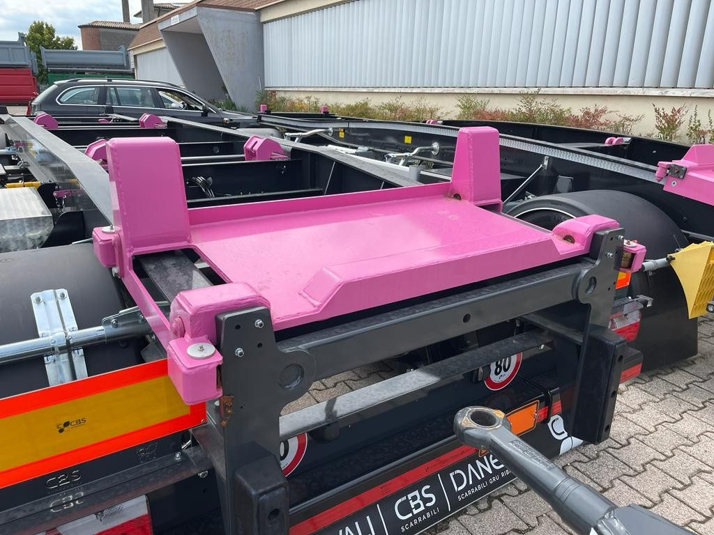 RIMORCHIO CBS NUOVO SCARRABILE - Roll-off/ Skip trailer: picture 5 RIMORCHIO CBS NUOVO SCARRABILE - Roll-off/ Skip trailer: picture 5