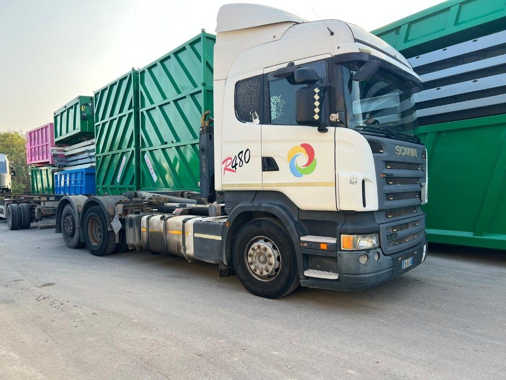 SCANIA R480 USATO SCARRABILE 6X2 - Hook lift truck: picture 2 SCANIA R480 USATO SCARRABILE 6X2 - Hook lift truck: picture 2