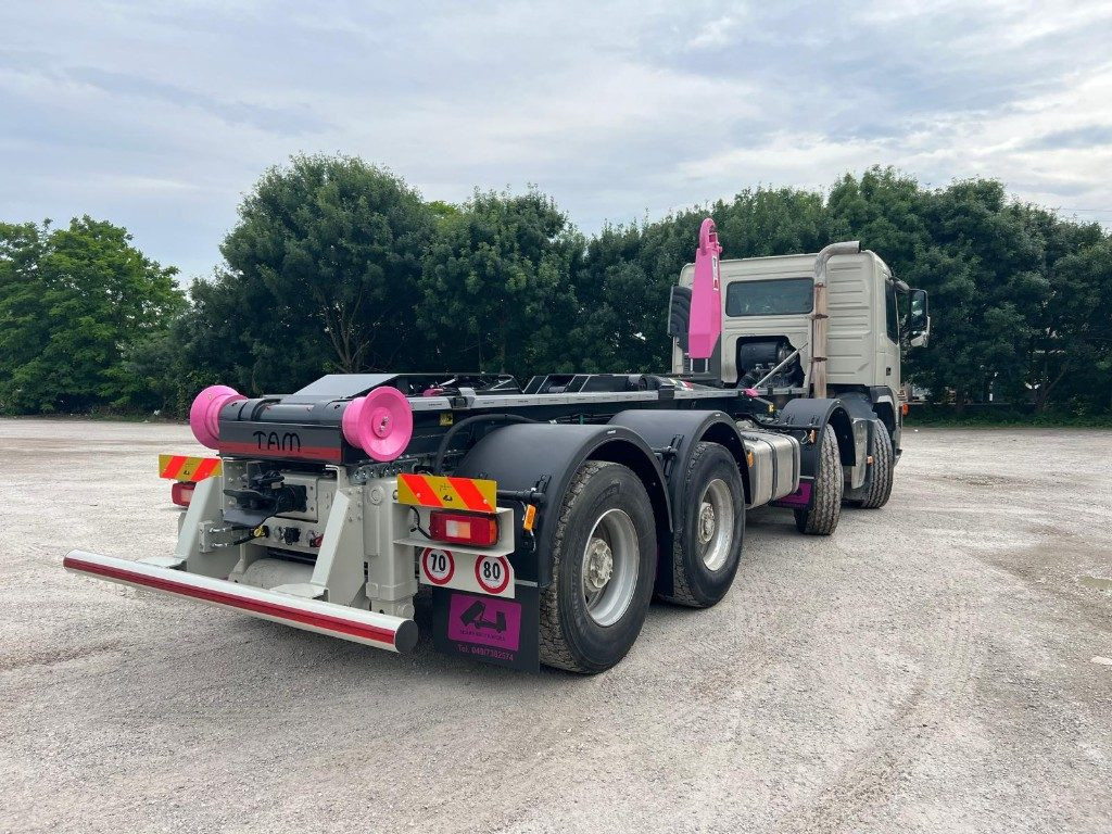VOLVO FM480 SCARRABILE 8X4 - Hook lift truck: picture 5 VOLVO FM480 SCARRABILE 8X4 - Hook lift truck: picture 5