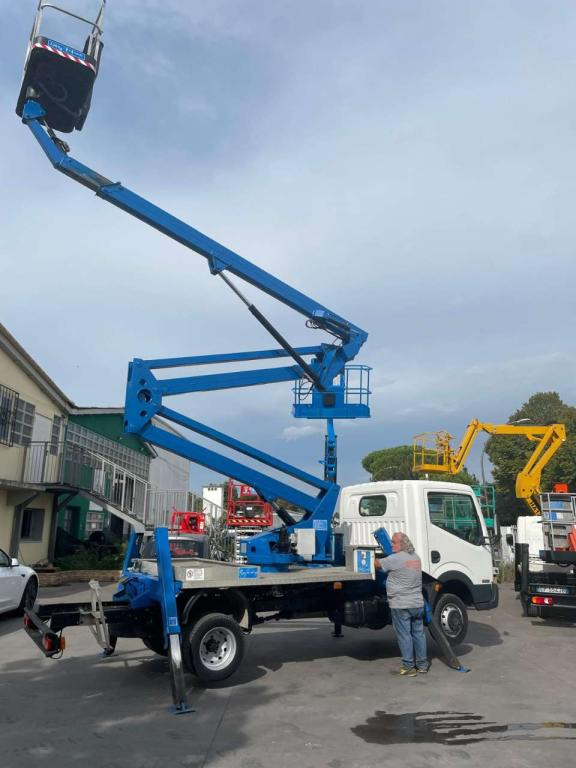 CTE Z19 - Truck mounted aerial platform: picture 2 CTE Z19 - Truck mounted aerial platform: picture 2