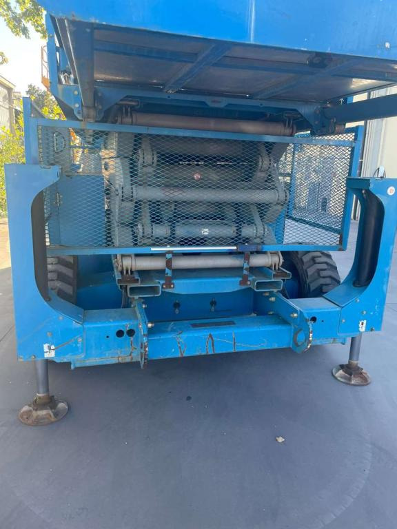 Genie GS-4390 - Scissor lift: picture 4 Genie GS-4390 - Scissor lift: picture 4