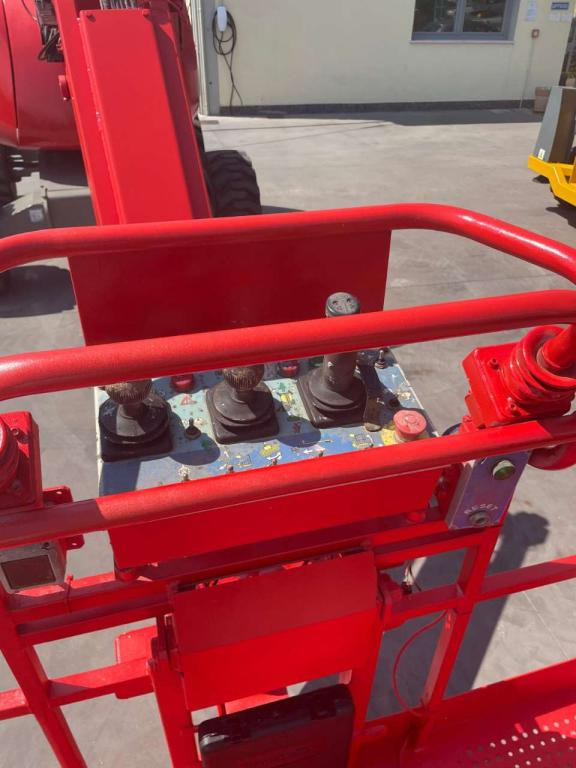 Haulotte HA16SPX - Articulated boom lift: picture 4 Haulotte HA16SPX - Articulated boom lift: picture 4