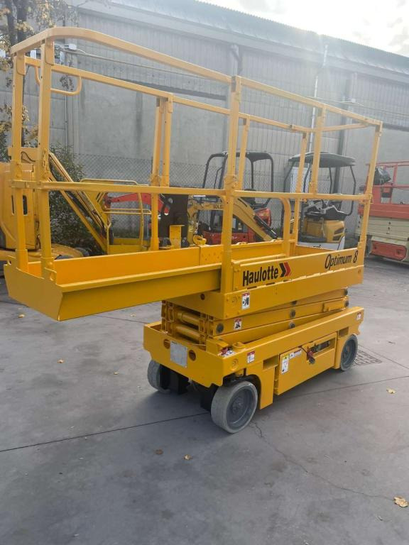 Haulotte OPTIMUM 8 - Scissor lift: picture 4 Haulotte OPTIMUM 8 - Scissor lift: picture 4