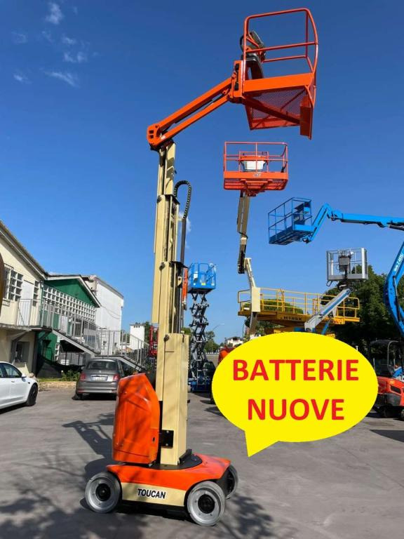 JLG TOUCAN 8E - Vertical mast lift: picture 1 JLG TOUCAN 8E - Vertical mast lift: picture 1