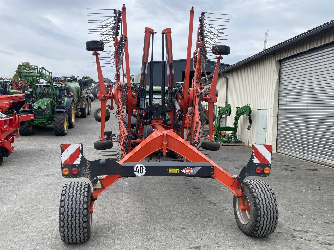 Kuhn GA 8731 - Tedder/ Rake: picture 3 Kuhn GA 8731 - Tedder/ Rake: picture 3