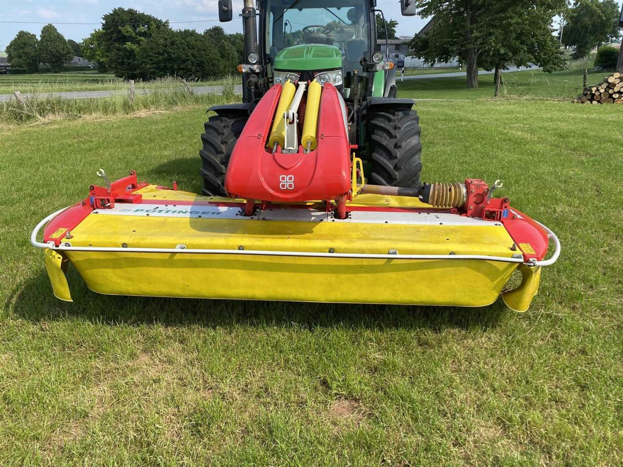 Pöttinger NOVACAT 301 alpha-mo - Mower: picture 2 Pöttinger NOVACAT 301 alpha-mo - Mower: picture 2