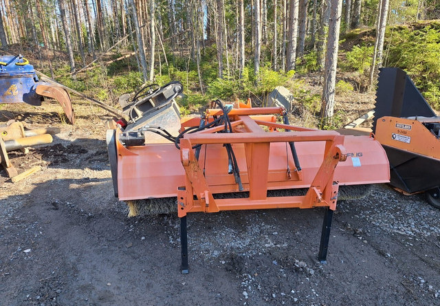 FMG AH 240 - Broom for Construction machinery: picture 3 FMG AH 240 - Broom for Construction machinery: picture 3