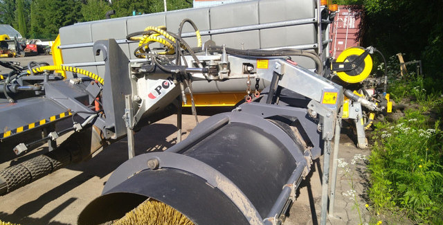 Pome AH320 - Broom for Municipal/ Special vehicle: picture 3 Pome AH320 - Broom for Municipal/ Special vehicle: picture 3