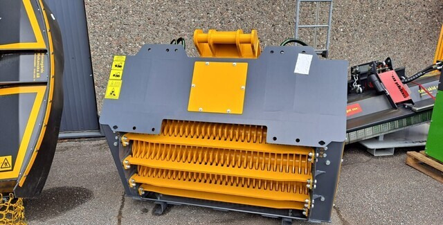 Vipermetal 4-1500 - Sorting bucket for Construction machinery: picture 3 Vipermetal 4-1500 - Sorting bucket for Construction machinery: picture 3