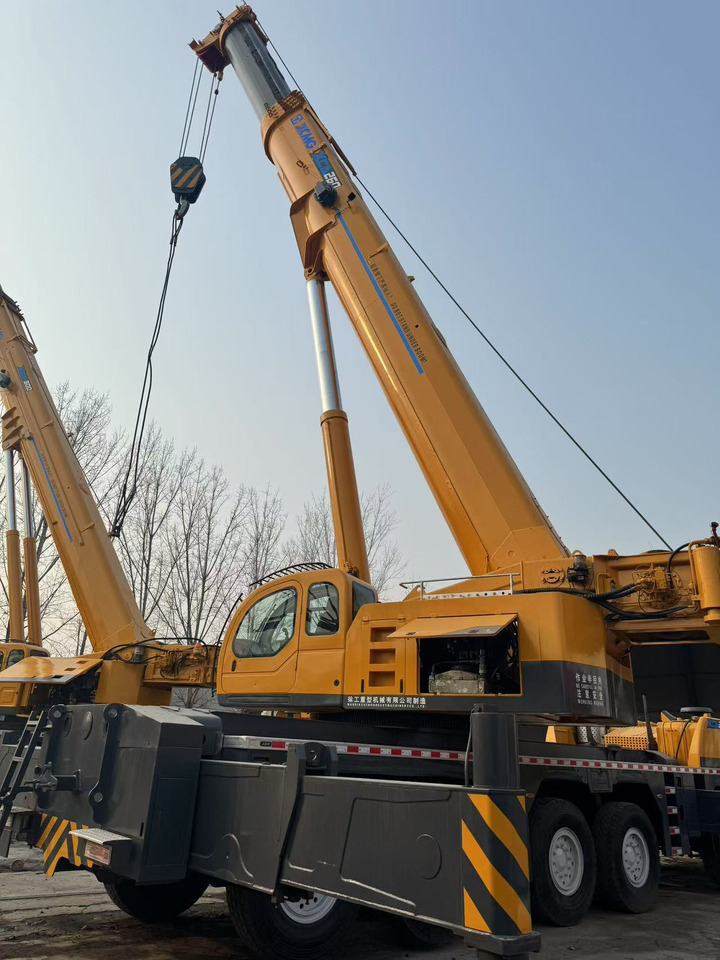 All terrain crane XCMG QAY240 XCT240 XCA240 QY240K 240 ton 250 ton 300 ton 260 ton 200 ton 220 ton crane: picture 8 All terrain crane XCMG QAY240 XCT240 XCA240 QY240K 240 ton 250 ton 300 ton 260 ton 200 ton 220 ton crane: picture 8