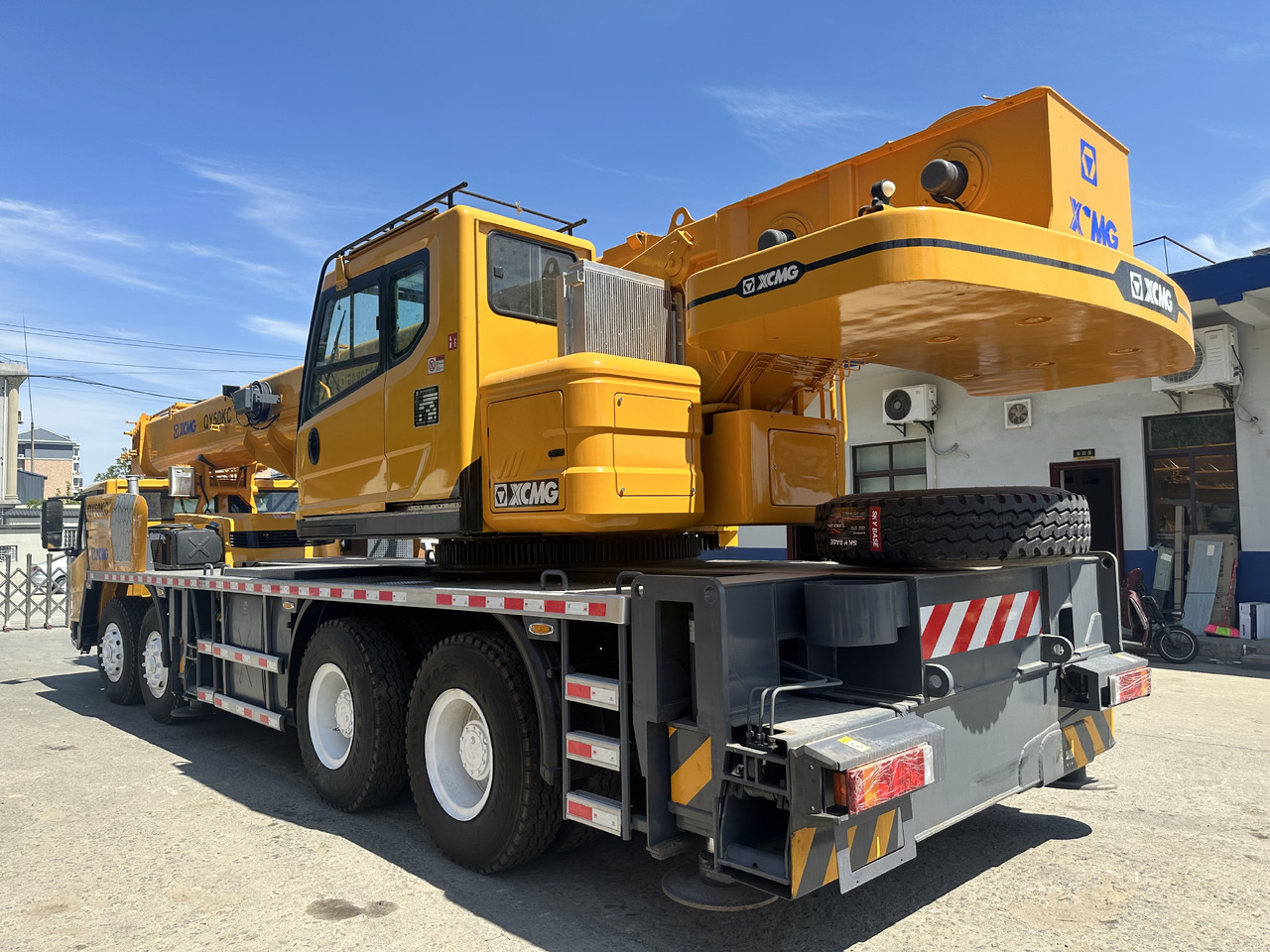 XCMG qy50kc xct55 qy55kc qy25k5c 50ton 55 ton 70 ton 85 ton 90 ton 100 ton 110 ton 130 ton truck crane - Mobile crane: picture 3 XCMG qy50kc xct55 qy55kc qy25k5c 50ton 55 ton 70 ton 85 ton 90 ton 100 ton 110 ton 130 ton truck crane - Mobile crane: picture 3