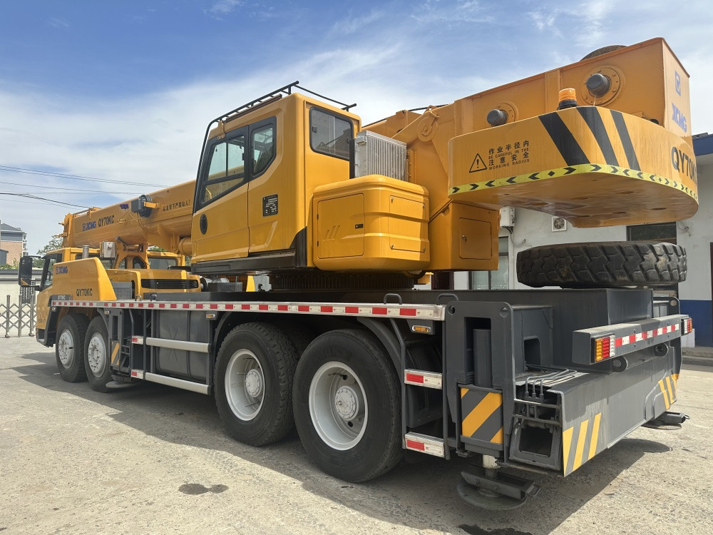 XCMG qy70kc xct75 qy75kc 70ton 75 ton 80 ton 85 ton 90 ton 100 ton 110 ton 130 ton truck crane - Mobile crane: picture 3 XCMG qy70kc xct75 qy75kc 70ton 75 ton 80 ton 85 ton 90 ton 100 ton 110 ton 130 ton truck crane - Mobile crane: picture 3
