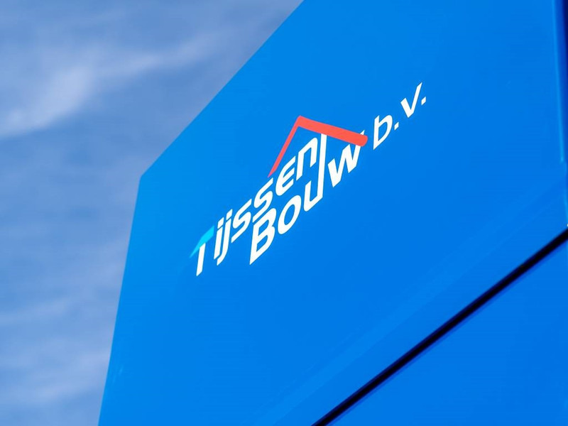 New Self-erecting tower crane Giraffe 900.30-GC2: picture 20 New Self-erecting tower crane Giraffe 900.30-GC2: picture 20