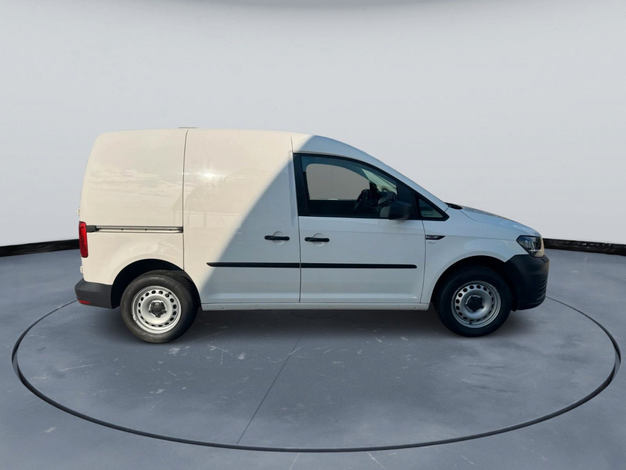 Volkswagen Caddy Kasten | Klima, AHK, Leiterklap, Durchlade - People carrier: picture 2 Volkswagen Caddy Kasten | Klima, AHK, Leiterklap, Durchlade - People carrier: picture 2