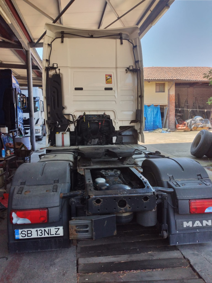 MAN TGX 18.440 - Tractor unit: picture 2 MAN TGX 18.440 - Tractor unit: picture 2