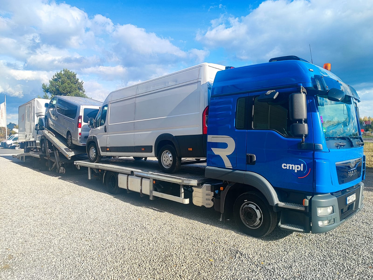 MAN TGL - Car transporter truck: picture 3 MAN TGL - Car transporter truck: picture 3