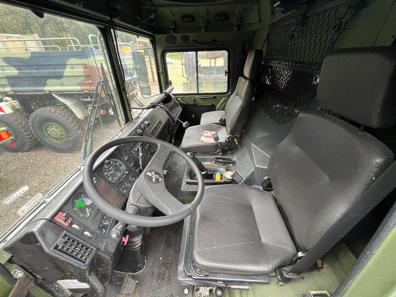 MAN KAT 25.422DFAEG 6X6 CABIN CHASSIS - TWIST LOCKS SYSTEM - Truck: picture 4 MAN KAT 25.422DFAEG 6X6 CABIN CHASSIS - TWIST LOCKS SYSTEM - Truck: picture 4