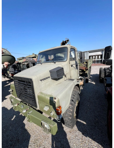 Volvo N 10 6X6 - FASSI 8TM CRANE (4x in stock) - Truck, Crane truck: picture 3 Volvo N 10 6X6 - FASSI 8TM CRANE (4x in stock) - Truck, Crane truck: picture 3