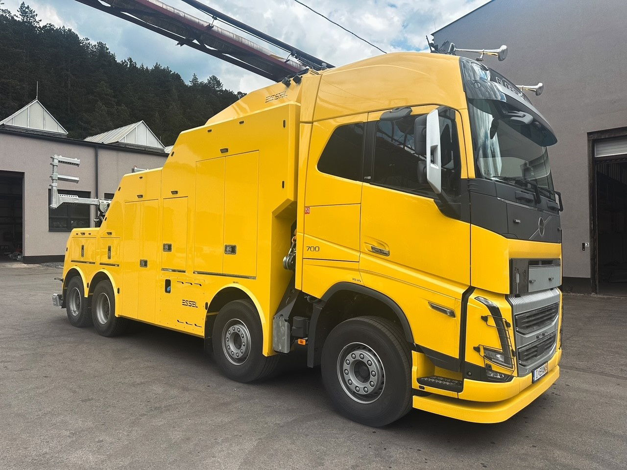 Volvo FH 16 NEW T-REX on Volvo FH16 84R 700HP E6E - Tow truck: picture 3 Volvo FH 16 NEW T-REX on Volvo FH16 84R 700HP E6E - Tow truck: picture 3