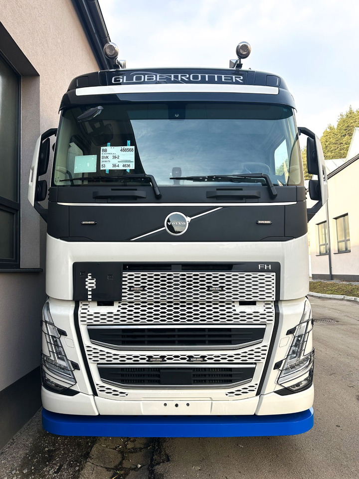 Volvo FH NEW ER4120 4 winches Volvo FH 540 8x4 WB5,6 - Tow truck: picture 2 Volvo FH NEW ER4120 4 winches Volvo FH 540 8x4 WB5,6 - Tow truck: picture 2