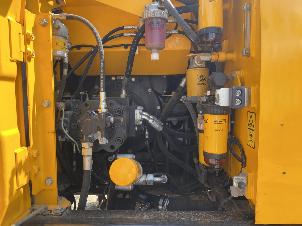 Leasing of JCB JS131 JCB JS131: picture 9