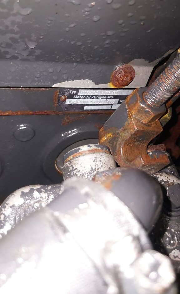 MAN D0824 LFL01 MAN L2000 - Engine for Truck: picture 5 MAN D0824 LFL01 MAN L2000 - Engine for Truck: picture 5