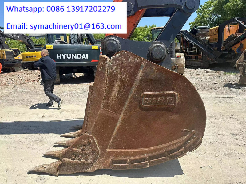 Crawler excavator Doosan DX520: picture 7