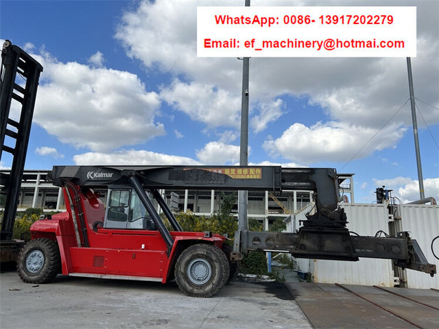 Kalmar DRF450 - Reach stacker: picture 3 Kalmar DRF450 - Reach stacker: picture 3