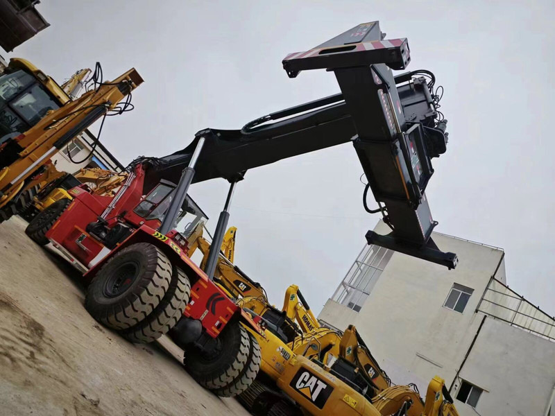 Reach stacker Kalmar DRF450: picture 10 Reach stacker Kalmar DRF450: picture 10