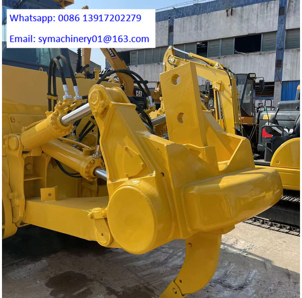 Komatsu D155A-5 - Bulldozer: picture 2 Komatsu D155A-5 - Bulldozer: picture 2