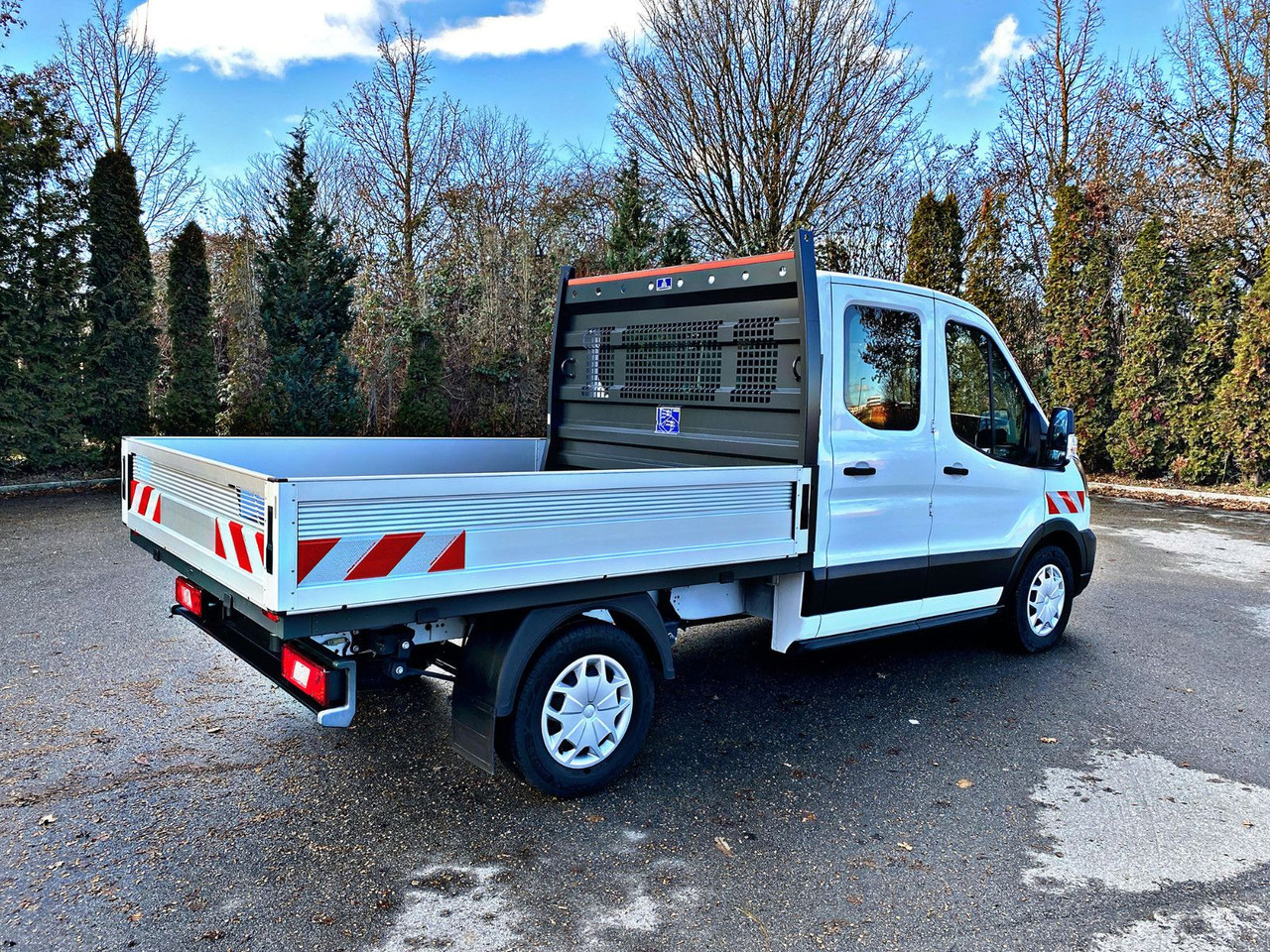 Ford Pritsche 350L2 DoKa|Trend|Garantie bis 08.27|19% - Open body delivery van, Crew cab van: picture 3 Ford Pritsche 350L2 DoKa|Trend|Garantie bis 08.27|19% - Open body delivery van, Crew cab van: picture 3