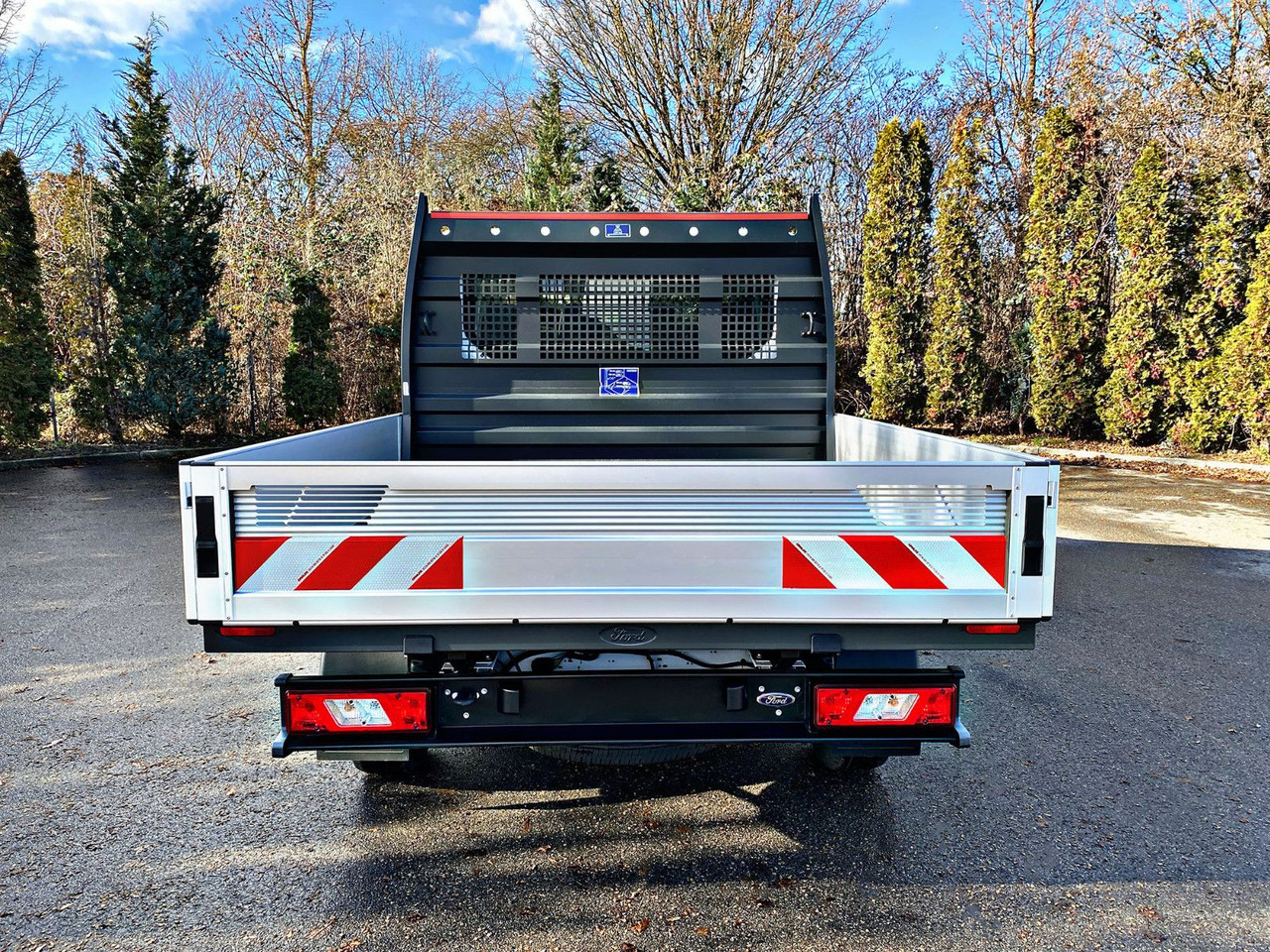 Ford Pritsche 350L2 DoKa|Trend|Garantie bis 08.27|19% - Open body delivery van, Crew cab van: picture 4 Ford Pritsche 350L2 DoKa|Trend|Garantie bis 08.27|19% - Open body delivery van, Crew cab van: picture 4