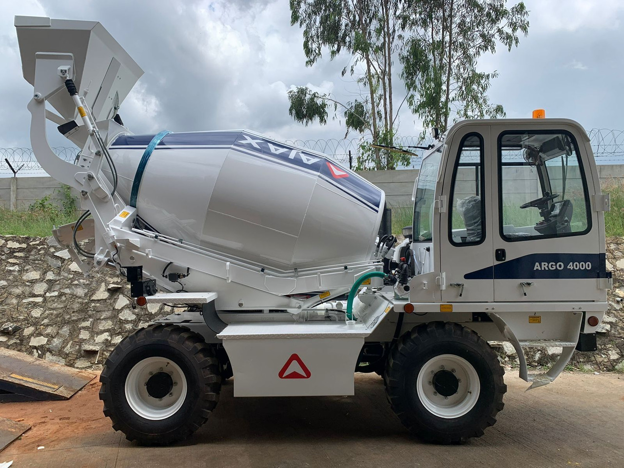 New Concrete mixer truck New AJAX ARGO 4000 concrete mixer truck: picture 6