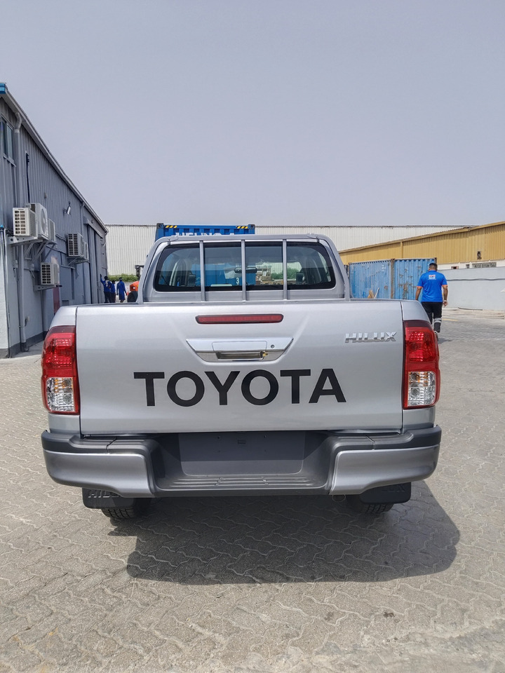 Toyota Hilux - Pickup truck, Crew cab van: picture 3 Toyota Hilux - Pickup truck, Crew cab van: picture 3