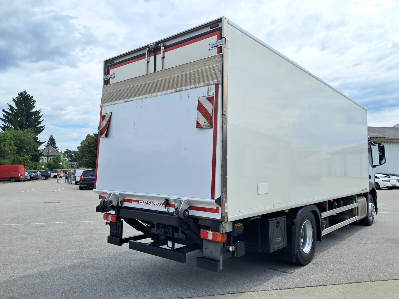 MERCEDES-BENZ Antos 2135 Kühlkoffer | Supra 850 | Standheizung - Refrigerated truck: picture 5 MERCEDES-BENZ Antos 2135 Kühlkoffer | Supra 850 | Standheizung - Refrigerated truck: picture 5