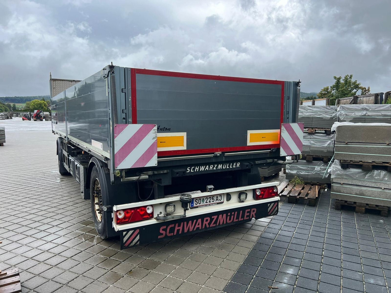 SCHWARZMÜLLER T- Serie SK 18 - Dropside/ Flatbed trailer: picture 5 SCHWARZMÜLLER T- Serie SK 18 - Dropside/ Flatbed trailer: picture 5