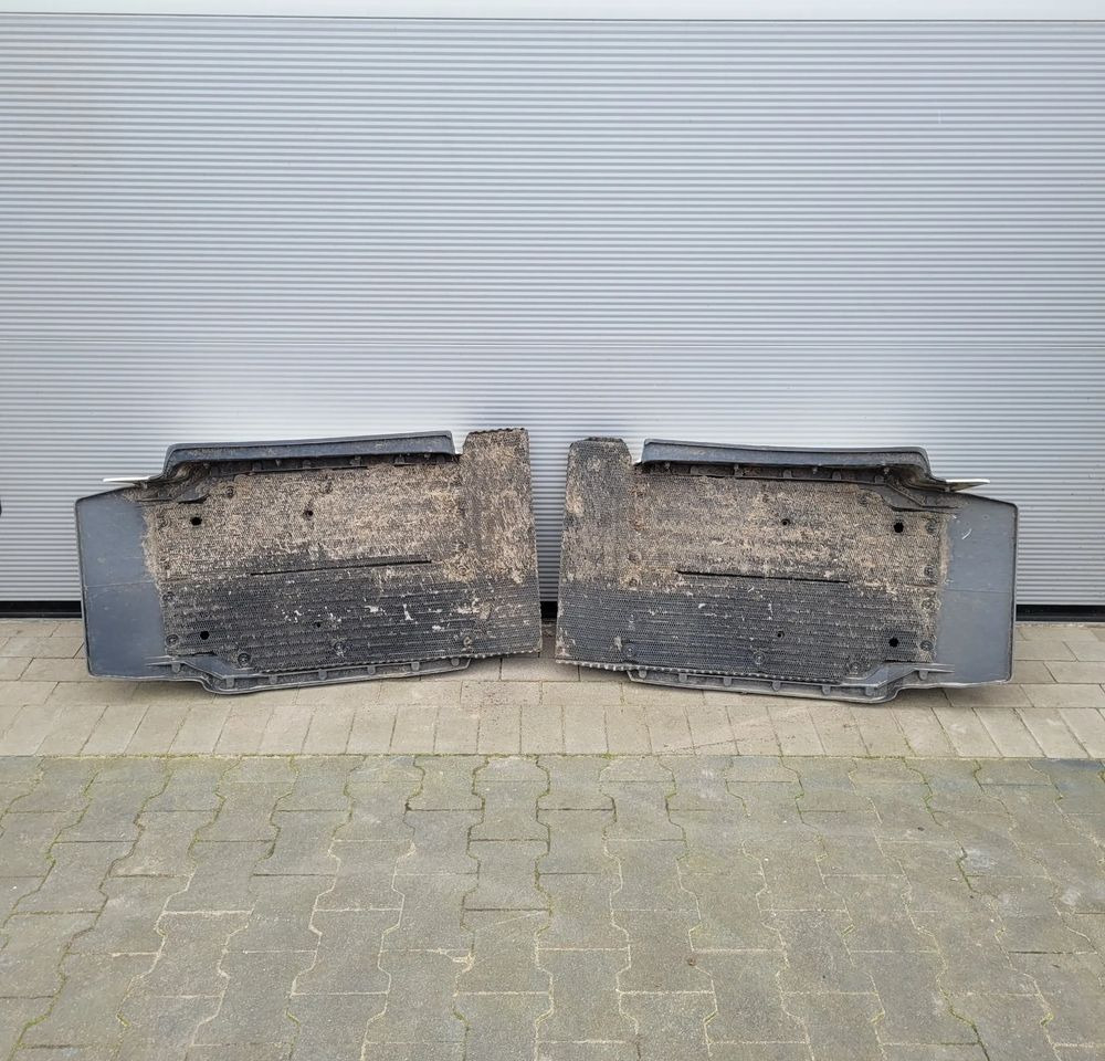 BŁOTNIK CHLPACZE MAN TGX SZEROKA KABINA CHWALIM116 - Fender for Truck: picture 3 BŁOTNIK CHLPACZE MAN TGX SZEROKA KABINA CHWALIM116 - Fender for Truck: picture 3