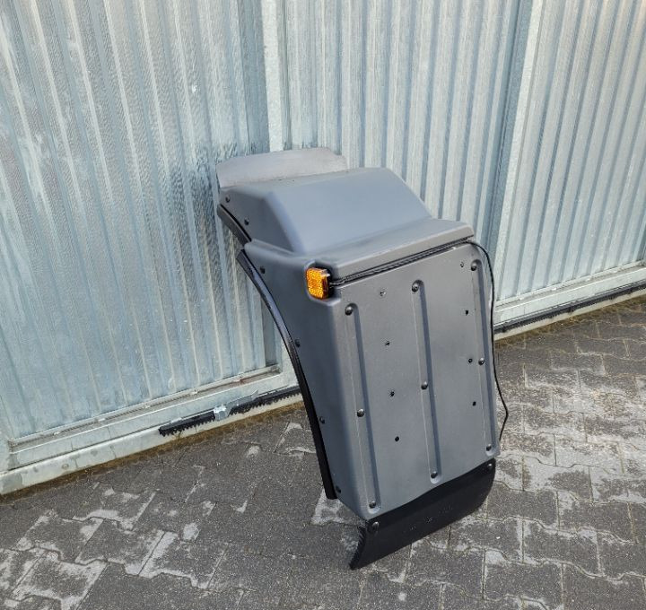 BLOTNIK MAN TGM LH NOWY ORYGINAL 81.61210.0541/0547 - Fender for Truck: picture 1 BLOTNIK MAN TGM LH NOWY ORYGINAL 81.61210.0541/0547 - Fender for Truck: picture 1