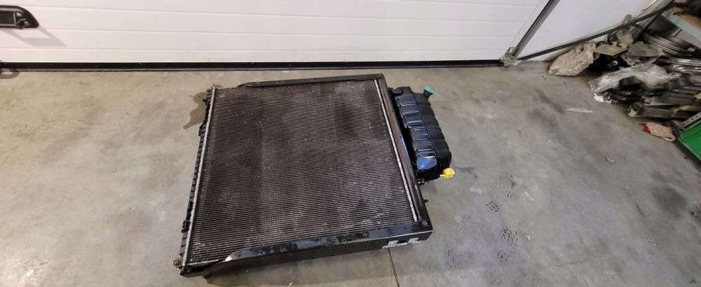 CHLODNICE MAN TGX E6 SZCZELNE ORYGINAŁ 90cm. - Radiator for Truck: picture 4 CHLODNICE MAN TGX E6 SZCZELNE ORYGINAŁ 90cm. - Radiator for Truck: picture 4