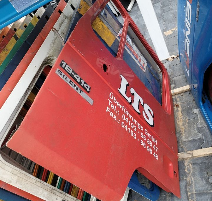 DRZWI MAN F2000 F90 LEWE BEZ KOROZJI - Door and parts for Truck: picture 1 DRZWI MAN F2000 F90 LEWE BEZ KOROZJI - Door and parts for Truck: picture 1