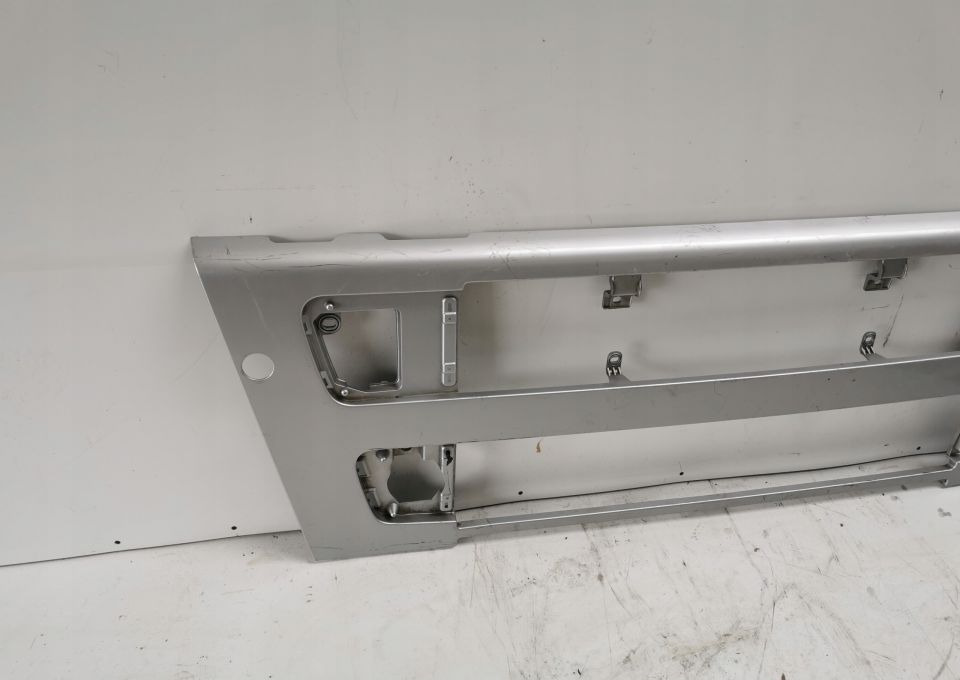 GRILL ATRAPA VOLVO Fh12 ORYGINAŁ - Grill for Truck: picture 3 GRILL ATRAPA VOLVO Fh12 ORYGINAŁ - Grill for Truck: picture 3