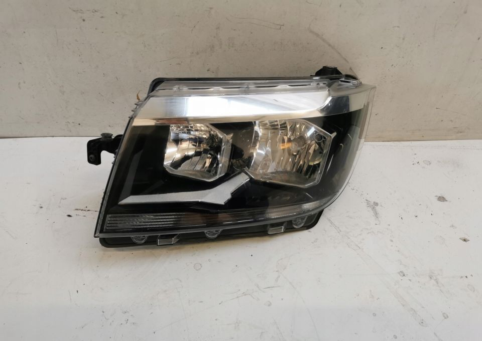 LAMPA MAN TGE VW CRAFTER ORYGINAŁ LEWA - Headlight for Commercial vehicle: picture 1 LAMPA MAN TGE VW CRAFTER ORYGINAŁ LEWA - Headlight for Commercial vehicle: picture 1