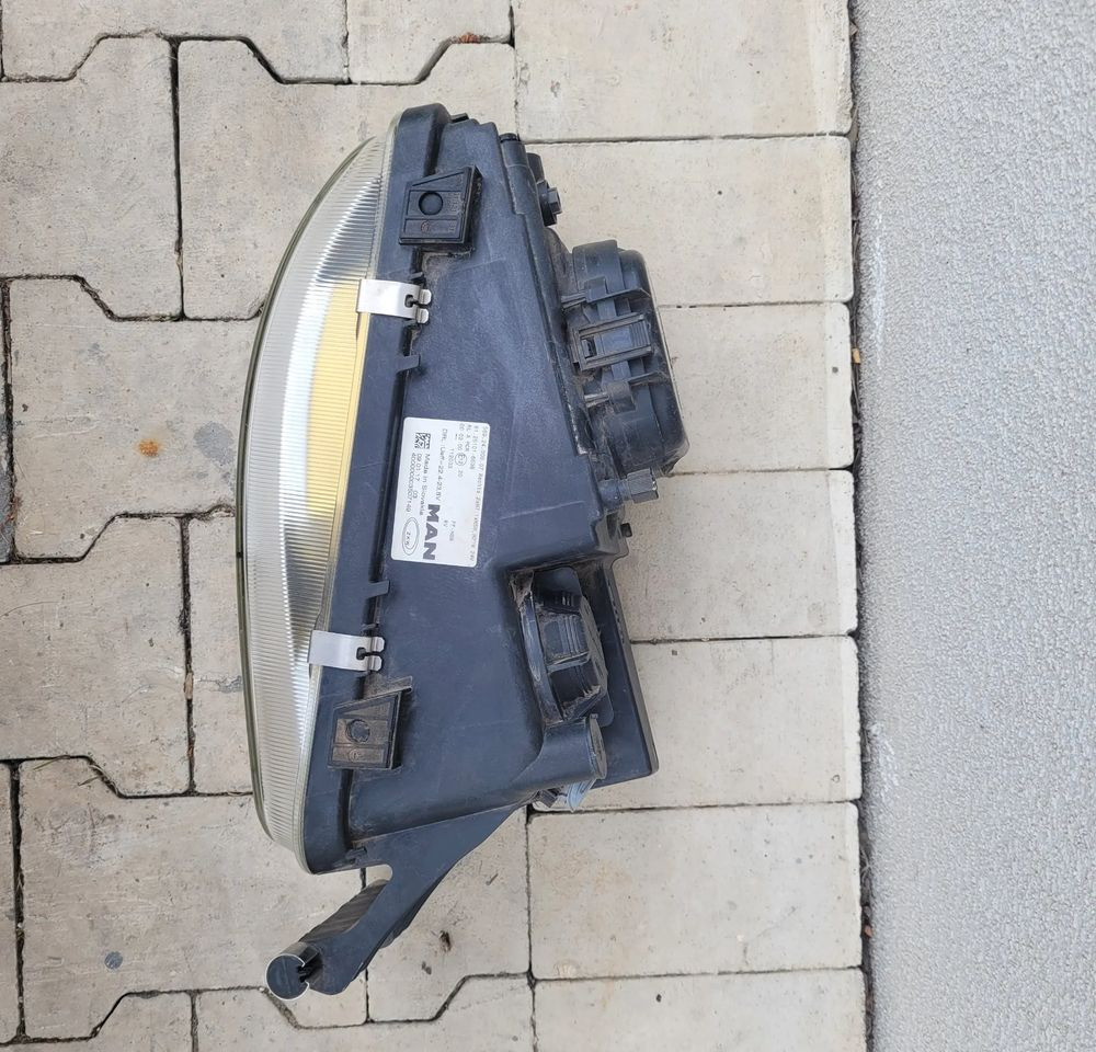 LAMPA MAN TGL E6 PRAWA ORYGINAŁ 81.25101-6638 - Lights/ Lighting for Truck: picture 3 LAMPA MAN TGL E6 PRAWA ORYGINAŁ 81.25101-6638 - Lights/ Lighting for Truck: picture 3