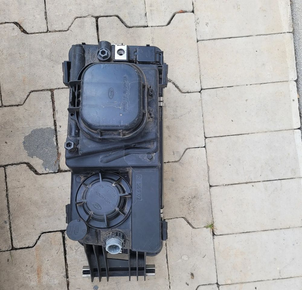 LAMPA MAN TGL E6 PRAWA ORYGINAŁ 81.25101-6638 - Lights/ Lighting for Truck: picture 2 LAMPA MAN TGL E6 PRAWA ORYGINAŁ 81.25101-6638 - Lights/ Lighting for Truck: picture 2