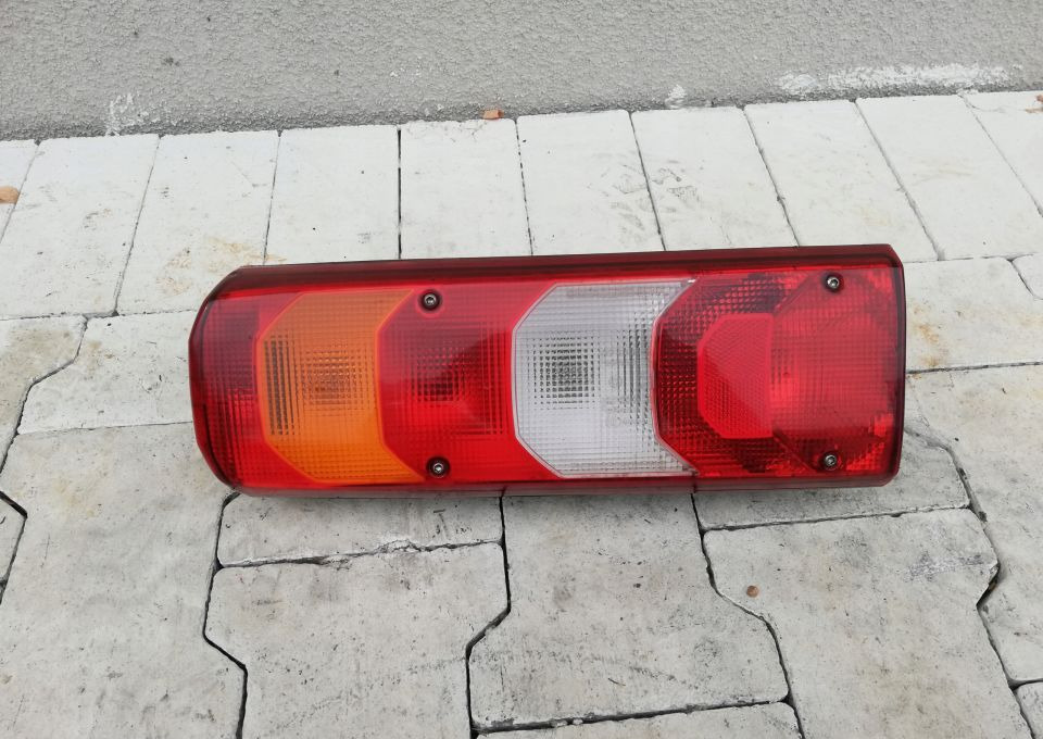 LAMPA TYLNA MERCEDES ACTROS MP4 - Tail light for Truck: picture 1 LAMPA TYLNA MERCEDES ACTROS MP4 - Tail light for Truck: picture 1