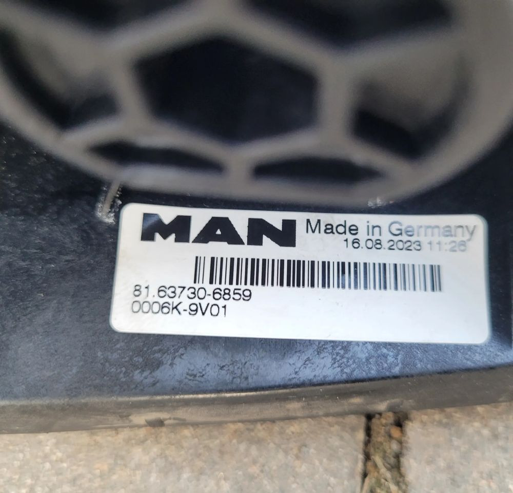 LUSTERKO MAN TG3 TGX NM.LEWE ORYGINAŁ 81.63730-6859 CHWALIM116 - Rear view mirror for Truck: picture 3 LUSTERKO MAN TG3 TGX NM.LEWE ORYGINAŁ 81.63730-6859 CHWALIM116 - Rear view mirror for Truck: picture 3