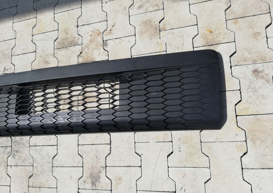 MASKA GRILL ATRAPA VOLVO FL FE 82523575 NOWY ORYG. - Grill for Truck: picture 3 MASKA GRILL ATRAPA VOLVO FL FE 82523575 NOWY ORYG. - Grill for Truck: picture 3