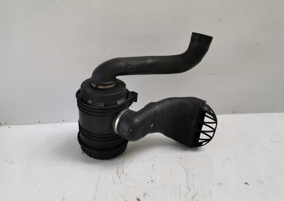 OBUDOWA FILTRA POWIETRZA Łącznik MAN TGL TGM - Air filter for Truck: picture 1 OBUDOWA FILTRA POWIETRZA Łącznik MAN TGL TGM - Air filter for Truck: picture 1