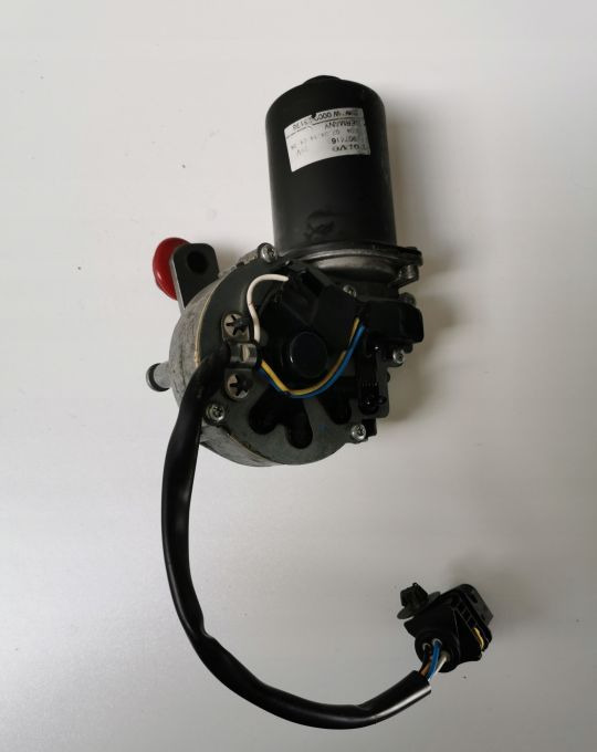 SILNICZEK MECHANIZMU WYCIERACZEK VOLVO FH4 - Wiper for Truck: picture 1 SILNICZEK MECHANIZMU WYCIERACZEK VOLVO FH4 - Wiper for Truck: picture 1