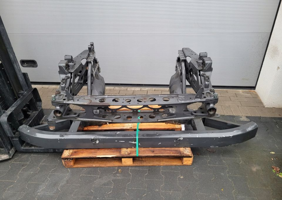 STREFA ZGNIOTU MERCEDES ACTROS MP4 STANDARD - Bumper for Truck: picture 1 STREFA ZGNIOTU MERCEDES ACTROS MP4 STANDARD - Bumper for Truck: picture 1